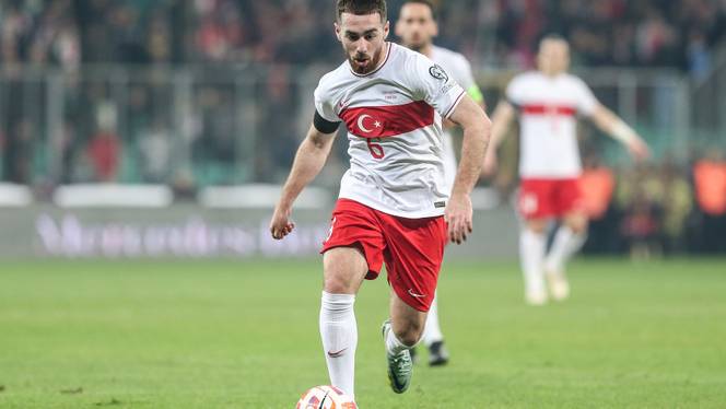 22-year-old Turkish midfielder Orkun Kokcu, a Feyenoord regular, also represents Türkiye in international matches.