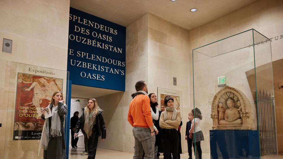 The exhibitions at the Louvre and the Arab World Institute bring the world of Uzbekistan to Paris.