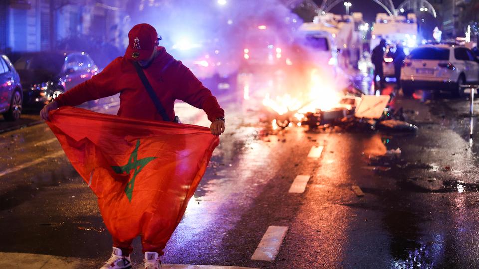 Large contingent of police were sent to central streets in Brussels to pacify the situation.