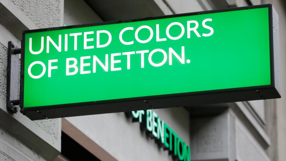 The hashtag #boycottbenetton has begun picking up steam as users demand the brand be cancelled and its managers fired.
