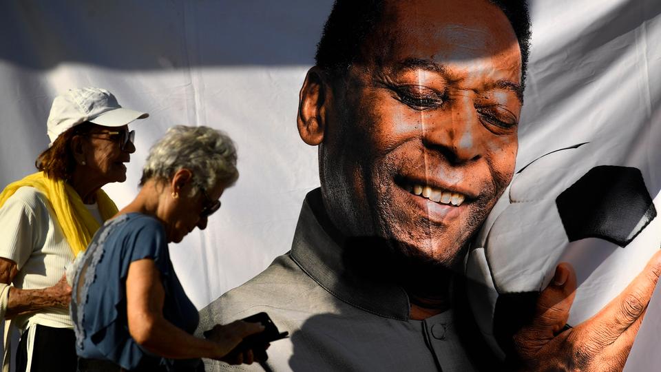 The Brazilian star died at the age of 82 last week and was mourned at the stadium of his long-time club Santos, where thousands of people arrived to bid him farewell.