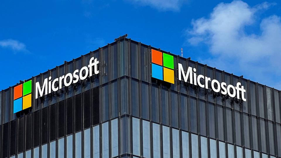 Microsoft provides tens of audio examples of the AI model in action on VALL-E demo website.