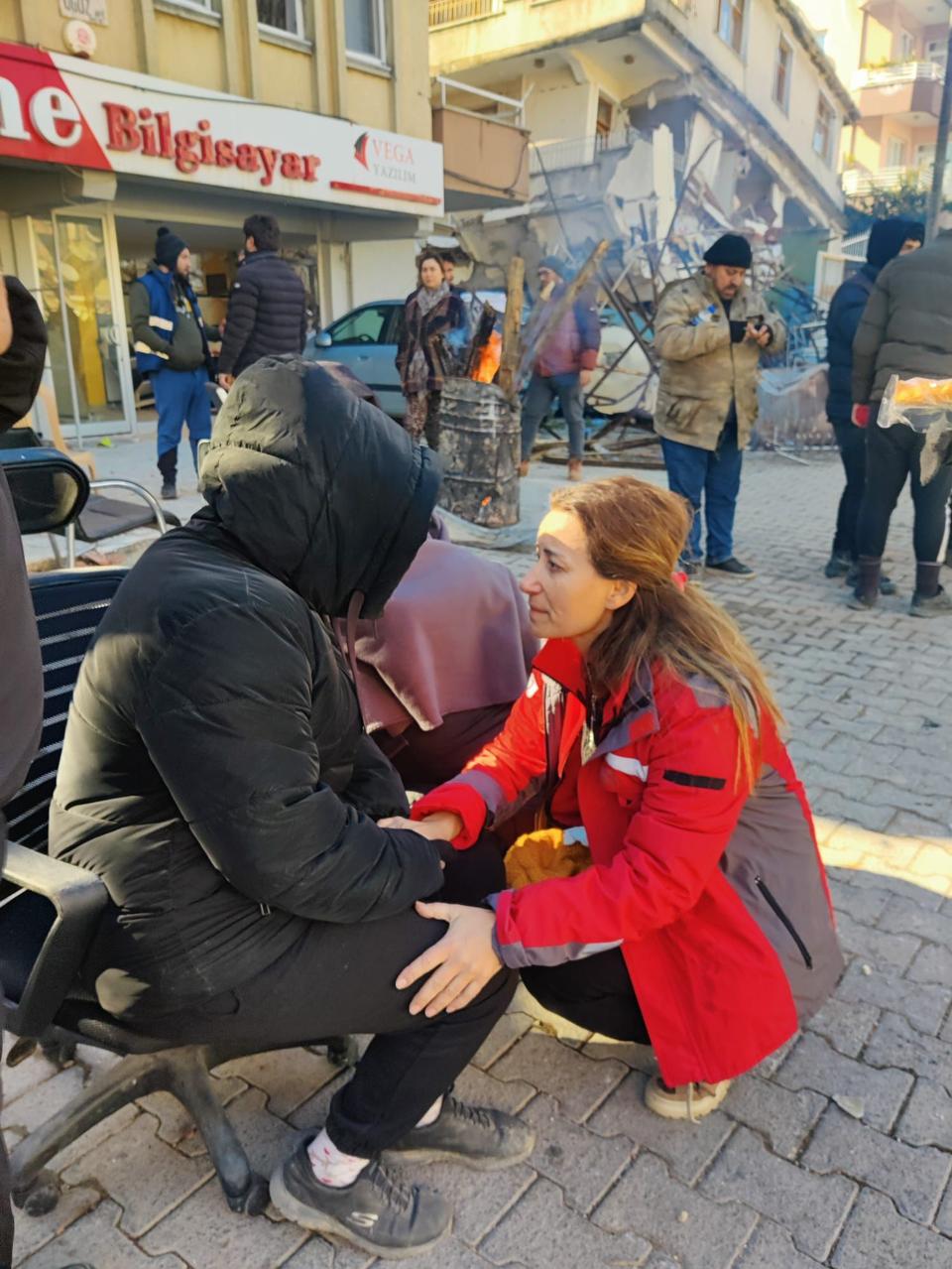 Baris Celik, a Red Crescent volunteer, has worked hard to keep earthquake survivors' spirit high in Antakya, the central district of Türkiye's southern Hatay province.