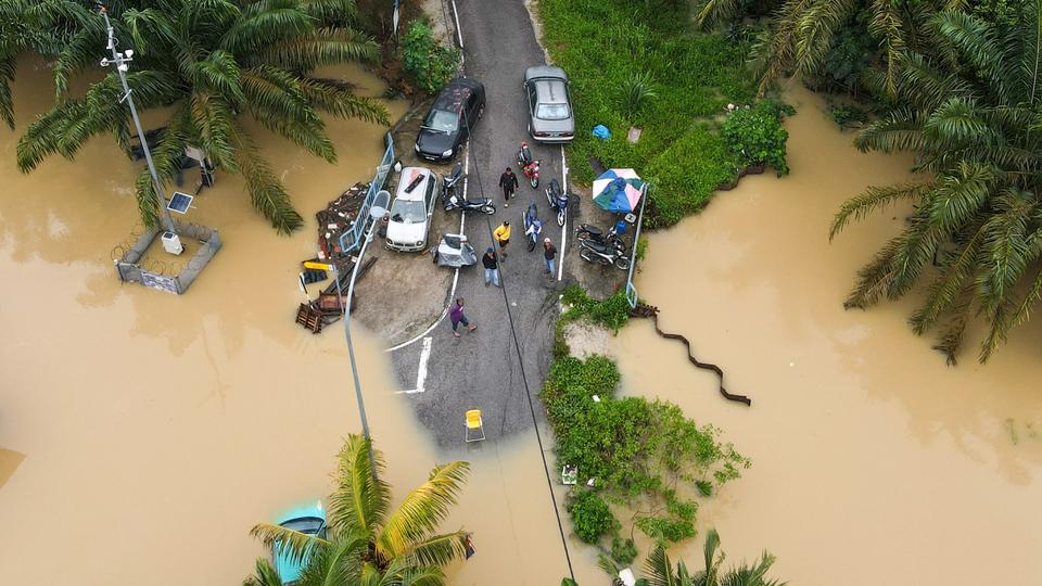 Malaysia is facing unprecedented continuous torrential rain from the annual monsoon season that began in November.