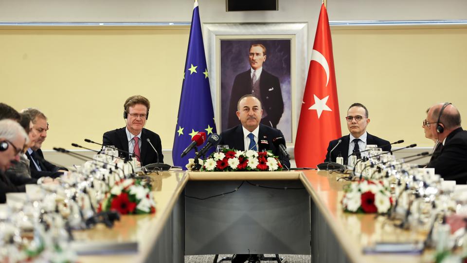 Turkish Foreign Minister Mevlut Cavusoglu (C) said Türkiye saw