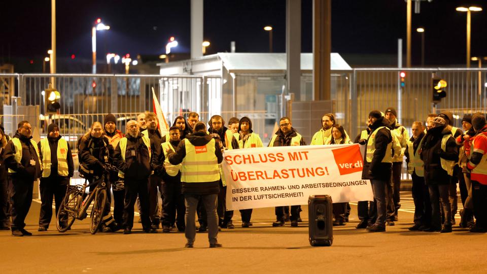 A similar strike last month affected almost 300,000 passengers and grounded over 2,300 flights at Germany's Duesseldorf and Cologne Bonn regional airports.