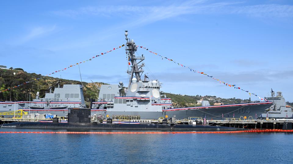 Australia said it offered China a briefing over its nuclear-powered submarine deal with the United States and Britain.
