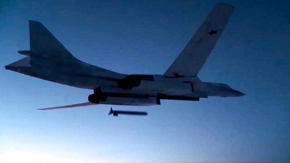 Russia has a huge numerical superiority over the US and the transatlantic NATO military alliance when it comes to TNW: the US believes Russia has around 2,000 such working tactical warheads, 10 times more than Washington.