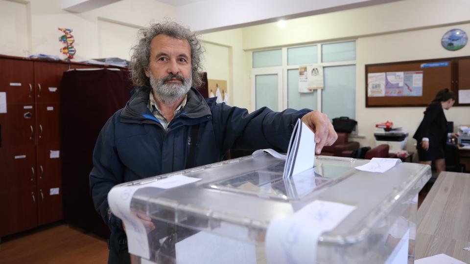 Dual citizens in Türkiye’s Kirklareli and Tekirdag provinces vote in Bulgaria’s parliamentary election.