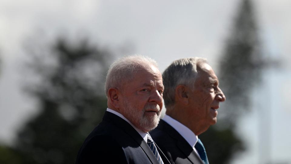 During Lula's official trip to Portugal, the two governments will sign deals on energy, science and education.