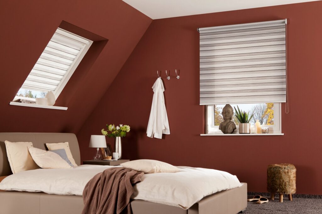 Indoor blinds come in different sizes and a variety of materials, from transparent to opaque to completely darkening. (dpa Photo)