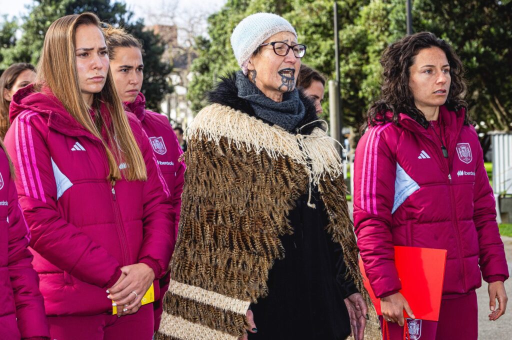 Irene Guerrero (L) and Ivana Andres (R) of Spain attend a Spain team welcome ceremony, Palmerston North, New Zealand, July 17, 2023. (Getty Images Photo)