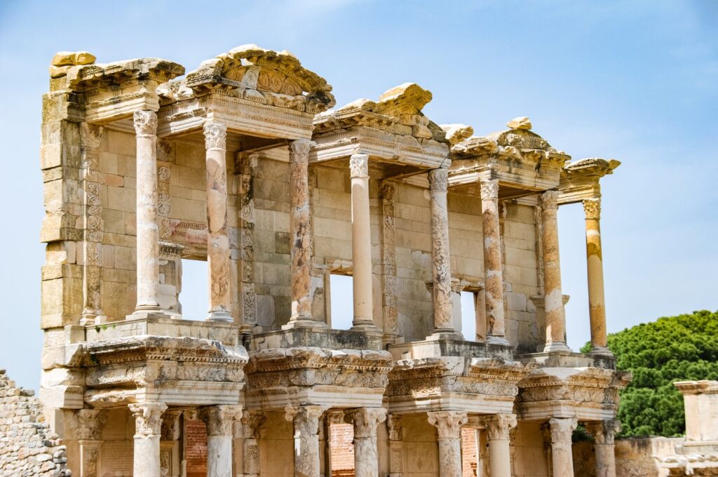 The library of Celsus at the ancient site of Ephesus, Izmir, Türkiye, July 24, 2023. (Shutterstock photo)