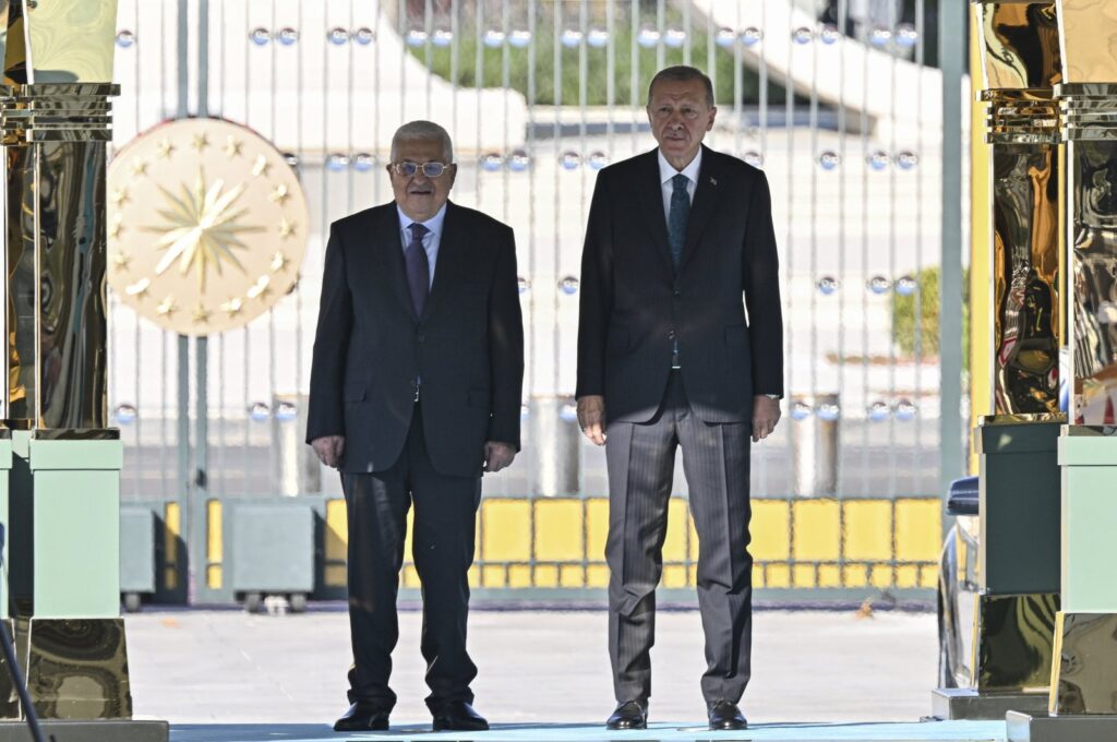 President Recep Tayyip Erdoğan welcomes Palestinian President Mahmud Abbas in an official ceremony at the Presidential Complex in Ankara, July 25, 2023. (AA Photo)
