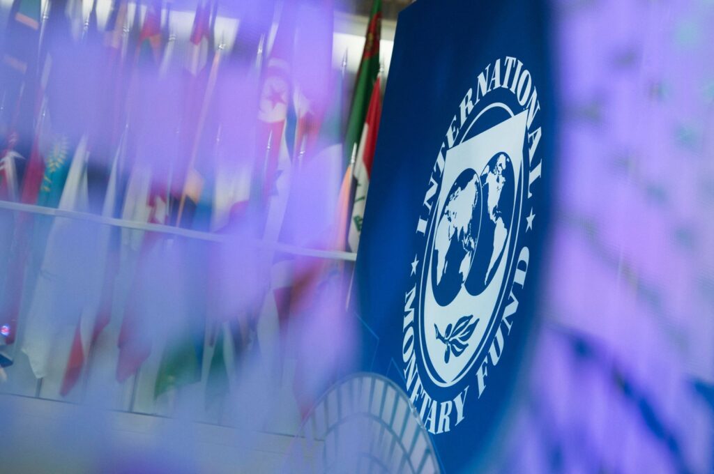 The  International Monetary Fund (IMF) logo is displayed inside its headquarters in Washington, D.C., U.S., Oct. 10, 2017. (AFP Photo)