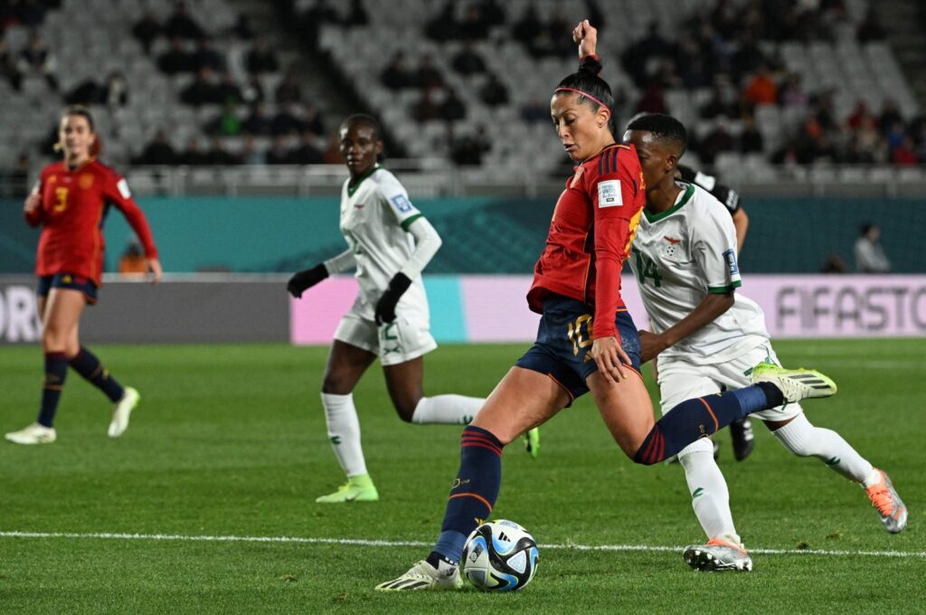 Spain's midfielder Jennifer Hermoso (R) shoots the ball during the 2023 Women's World Cup Group C football match against Zambia at Eden Park, Auckland, New Zealand, July 26, 2023. (AFP Photo)