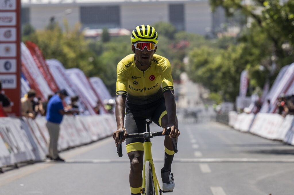 Beykoz Municipality Sports Club's Petros Mengs crosses the 100th Republic Anniversary Cycling Tour finish line, Ankara, Türkiye, Aug. 5, 2023. (AA Photo)