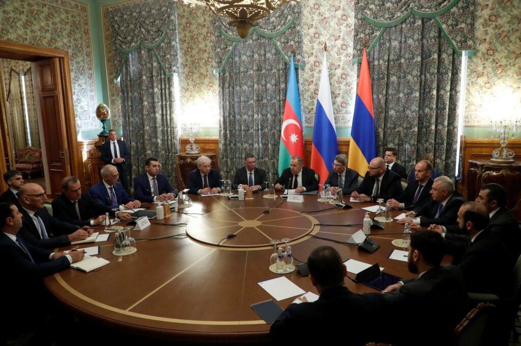 Delegations, led by Russian Foreign Minister Sergei Lavrov, Azerbaijani Foreign Minister Jeyhun Bayramov and Armenian Foreign Minister Ararat Mirzoyan, attend a meeting in Moscow, Russia, July 25, 2023. (Reuters Photo)