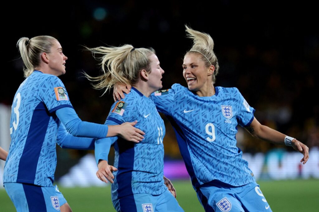 England's Lauren Hemp (R) celebrates scoring their second goal with Rachel Daly during thr Women’s World Cup semifinal match against Australia at the Stadium Australia, Sydney, Australia, Aug. 16, 2023. (Reuters Photo)