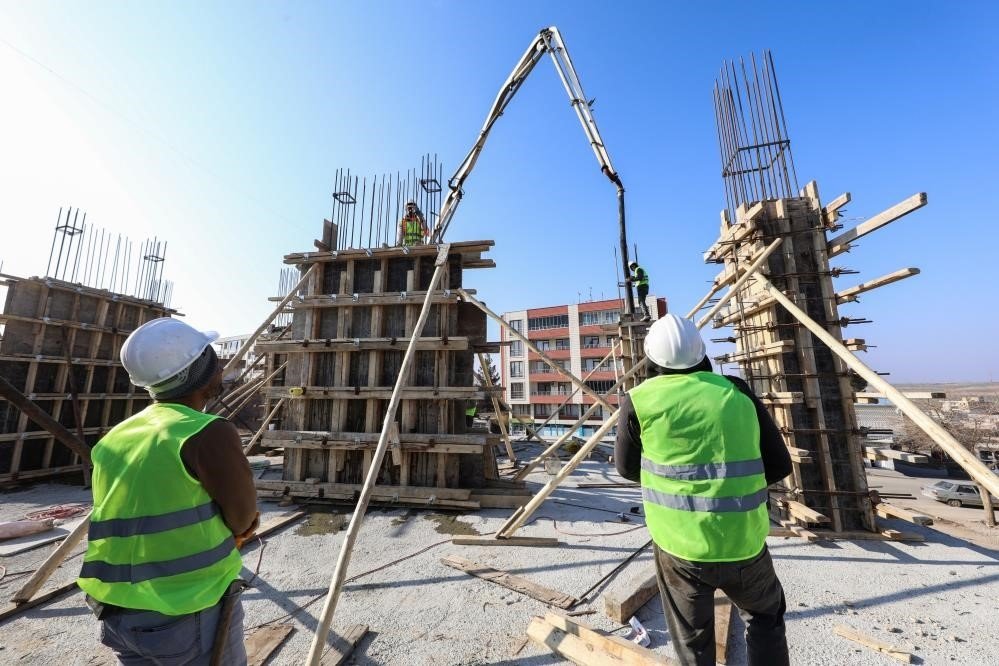 Turkish contractors have undertaken projects worth some $8.93 billion in first 7 months of 2023. (IHA Photo)