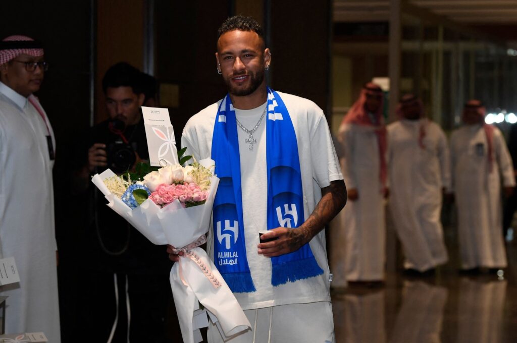 Brazilian forward Neymar arrives after signing for Al-Hilal on a two-year contract, Riyadh, Saudi Arabia, Aug. 18, 2023. (AFP Photo)