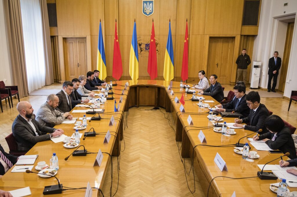 Ukrainian Foreign Minister Dmytro Kuleba (L-C) and Li Hui, Chinese envoy (C-R), during their talks in Kyiv, Ukraine, May 17, 2023. (AP Photo)