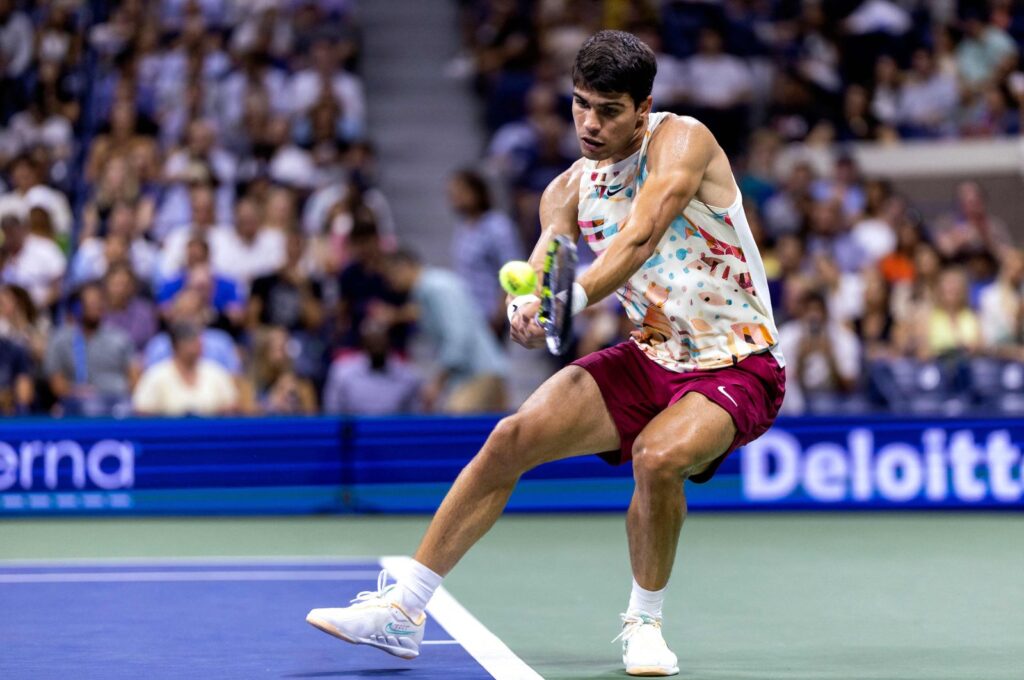 Spain's Carlos Alcaraz plays a backhand return against Germany's Dominik Koepfer during the U.S. Open tennis tournament men's singles first-round match at the USTA Billie Jean King National Tennis Center, New York City, U.S., Aug. 29, 2023. (AFP Photo)