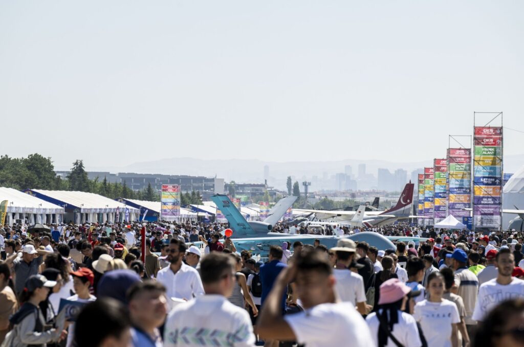 People are seen at Etimesgut Airport as part of Ankara edition of Teknofest, Türkiye's premier aerospace and technology festival, Türkiye, Aug. 30, 2023. (AA Photo)