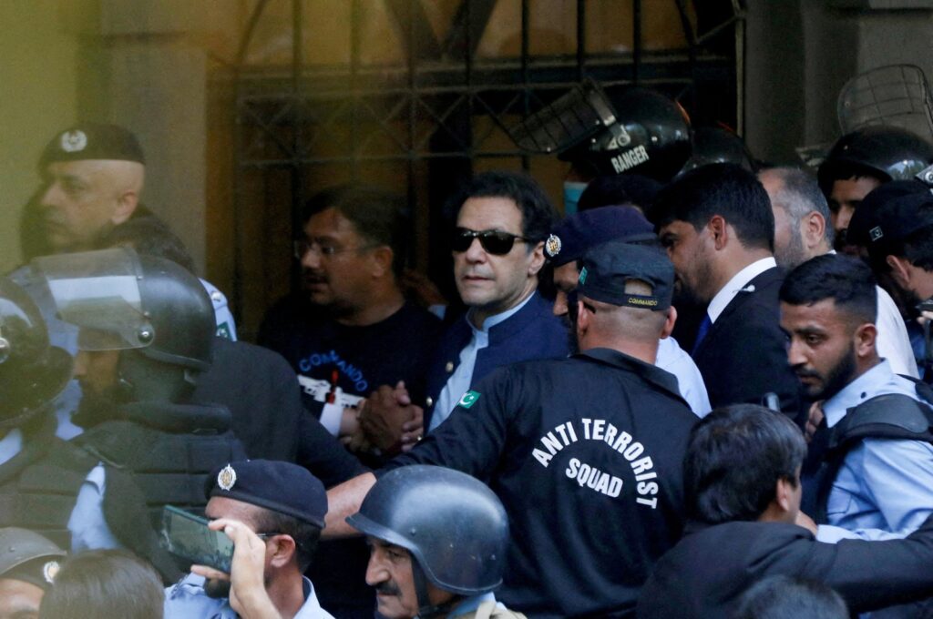 Security officers escort Pakistani former PM Imran Khan at Islamabad High Court, Islamabad, Pakistan, May 12, 2023. (Reuters Photo)
