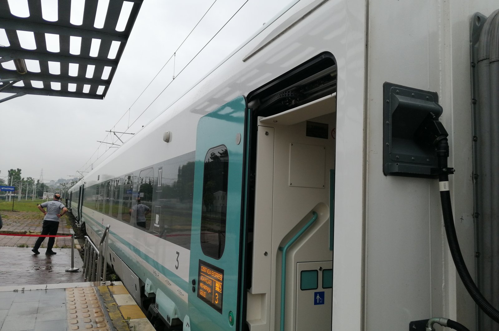 A high-speed train stops at a station in Sakarya, Türkiye, Sept. 5, 2023. (Photo by Sisa Bodani)