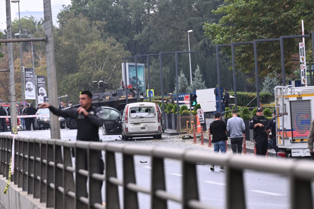 Police forces adopt extensive security measures in the area after an attack outside the Ministry of Internal Affairs building, Ankara, Türkiye, Oct. 1, 2023. (AA Photo)