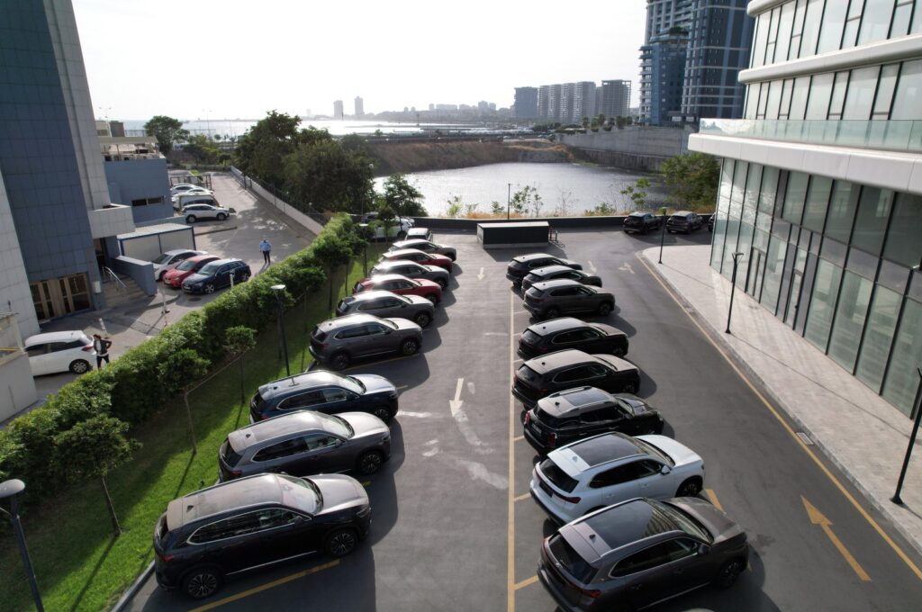 T10Xs, fully electric SUV models of Türkiye's first domestic car brand, Togg, are parked near a showroom in Istanbul, Türkiye, Sept. 27, 2023. (IHA Photo)