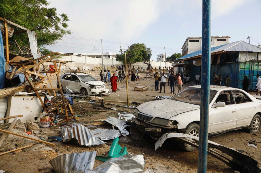 A general view shows the scene of an explosion by a suspected member of al-Shabab, at a shop selling tea near a security checkpoint on a road leading to Parliament and the presidential office, in Mogadishu, Somalia, Sept. 29, 2023. (Reuters Photo)