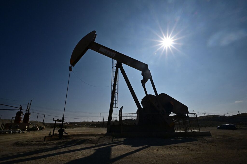 A working oil pumpjack in Taft, Kern County, California, U.S., Sept. 21, 2023. (AFP Photo)