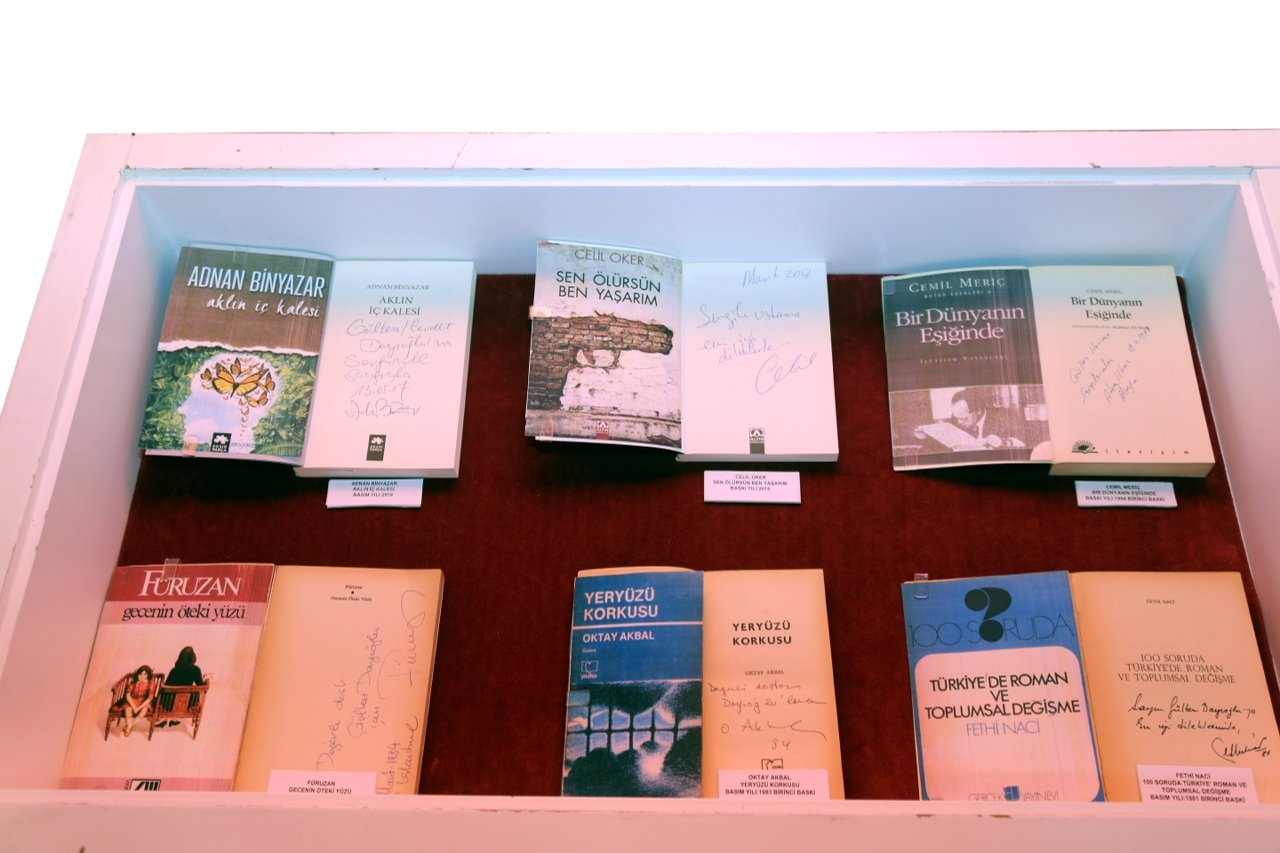302846 Gülten Dayıoğlu's selection of signed books, Istanbul, Türkiye, Nov. 22, 2023. (Photo courtesy of Küçükçekmece Municipality)
