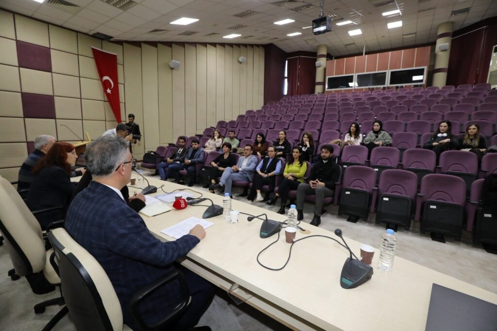 Professor Erol Esen, head of Akdeniz University Social Policy and Migration Studies Application and Research Center (ASPAG), presents the details of the upcoming ANISF forum to be held in Antalya, southern Türkiye, Nov. 27, 2023. (IHA Photo)