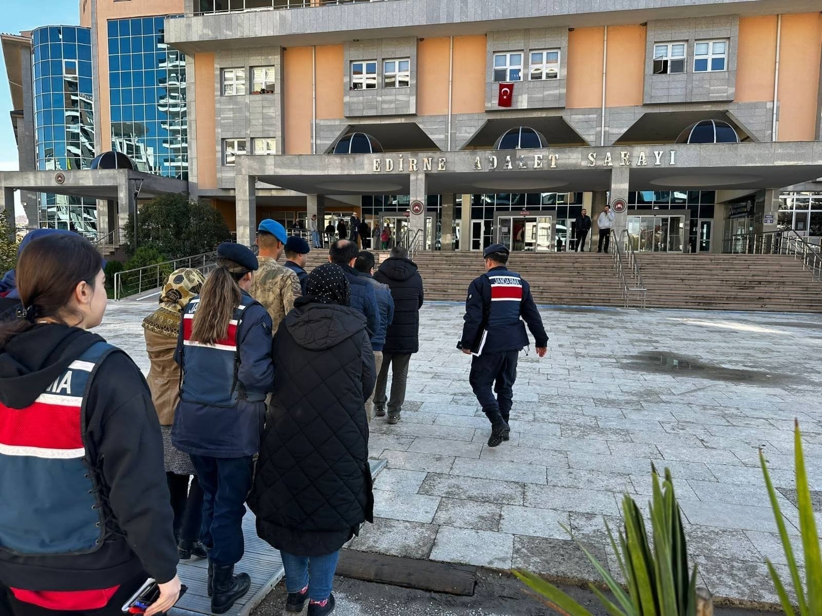 Gendarmerie forces escort captured FETÖ suspects, Edirne, northwestern Türkiye, Nov. 21, 2023. (IHA Photo)