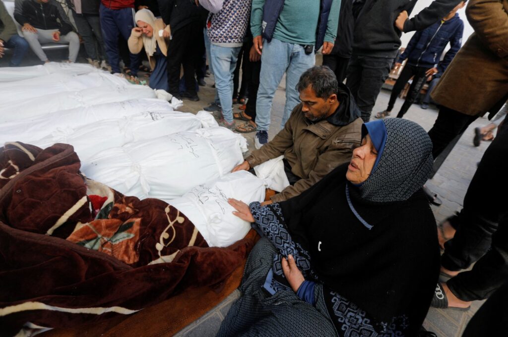 People mourn Palestinians killed in Israeli strikes on houses, at Abu Yousef Al-Najjar hospital in Rafah in the southern Gaza Strip, Palestine, Dec. 7, 2023. (Reuters Photo)
