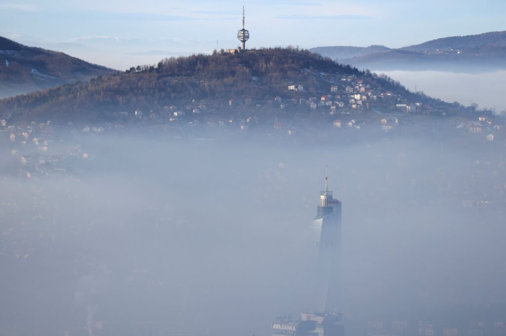 Bosnian capital of Sarajevo is covered with a mixture of polluted air and fog, Bosnia-Herzegovina, Dec. 11, 2023. (Reuters Photo)