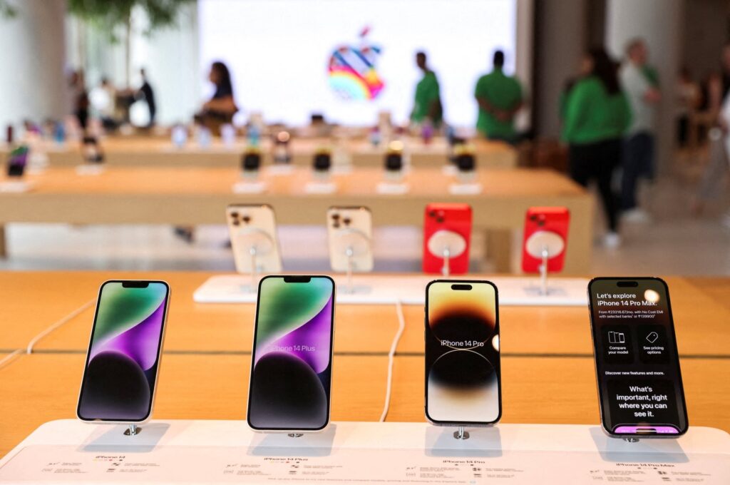 Apple iPhones are seen inside India's first Apple-owned retail store, in Mumbai, India, April 17, 2023. (Reuters Photo)