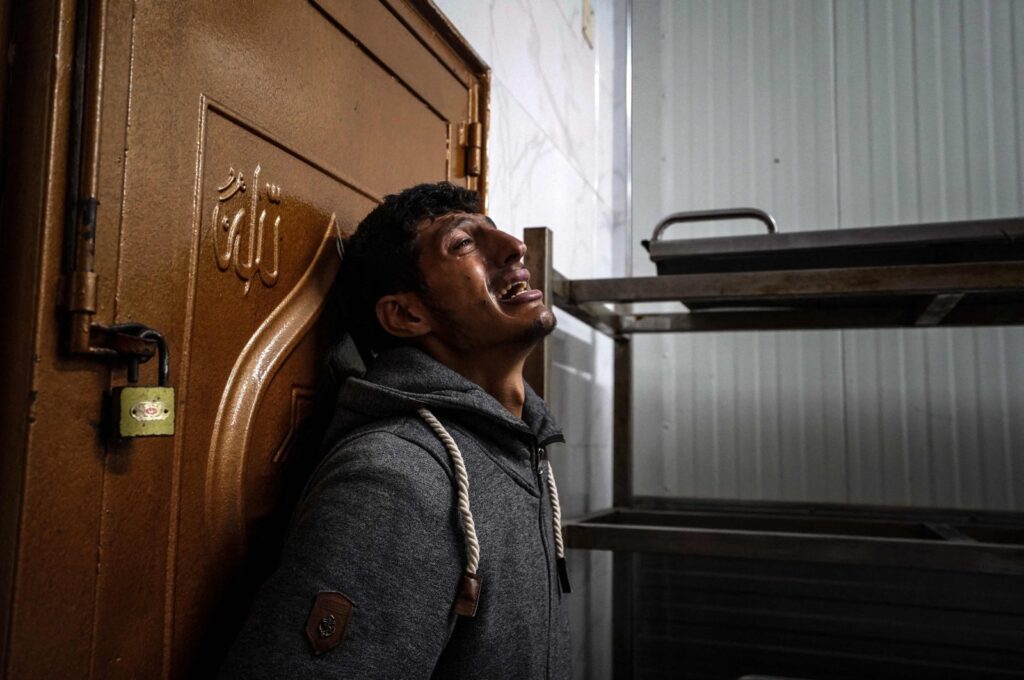 A man mourns a loved one killed in Israeli bombardment in Khan Younis, southern Gaza Strip, Palestine, Dec. 27, 2023. (AFP Photo)
