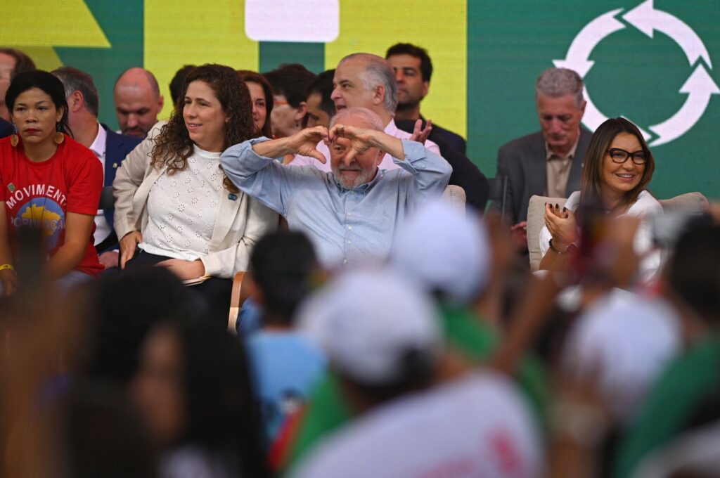 Brazil's President Luiz Inacio Lula da Silva (C) gestures during the Christmas celebration of recyclers and homeless people at the recycling cooperative fair at the Mane Garrincha Stadium, in Brasilia, Brazil, Dec. 22, 2023. (EPA Photo)