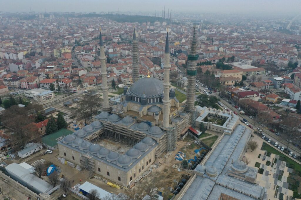 The Selimiye Mosque, undergoing restoration, attracted numerous visitors from both domestic and international locations in 2023, Edirne, Türkiye. Jan. 3, 2024 (AA Photo)