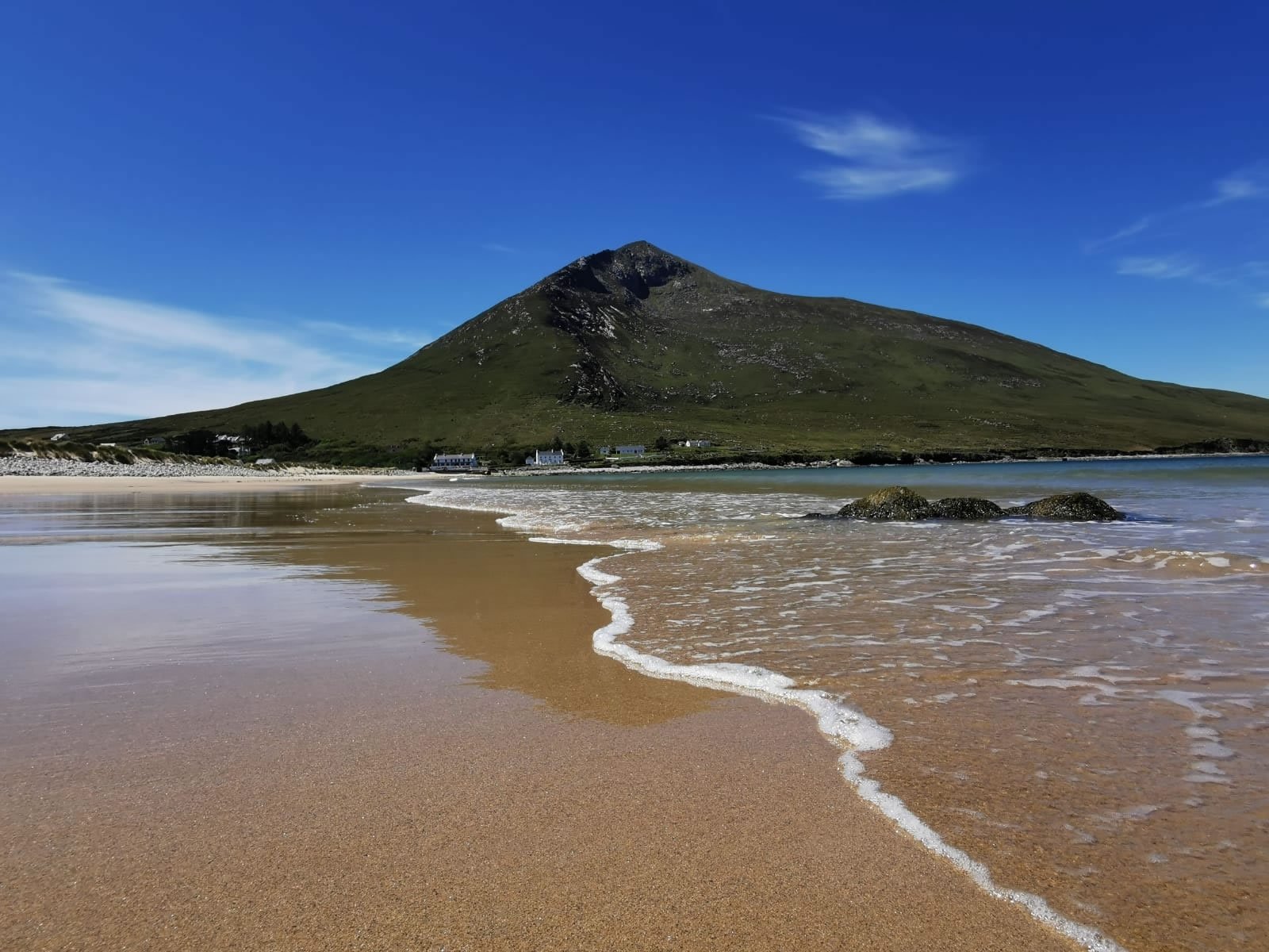 Silver Strand is located on the north coast of Achill Island near Dugort, an area that will look familiar to anyone who has seen "Banshees of Inisherin." (dpa Photo)