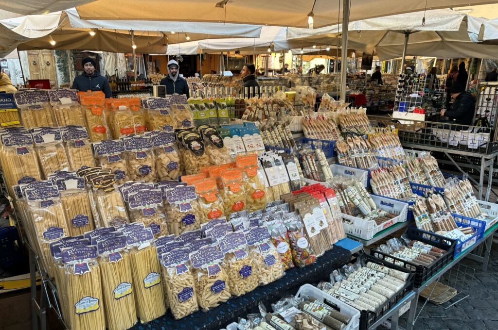 Pasta on sale at the Campo de' Fiori market. Italy's government is beating the drum for the "cucina italiana" with the aim of it becoming an Intangible World Cultural Heritage item, Rome, Italy. Jan. 12, 2024. (dpa Photo)