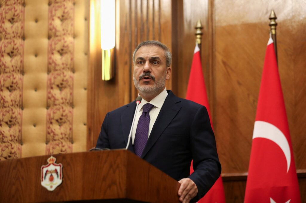 Foreign Minister Hakan Fidan attends a news conference with Jordan's Foreign Minister Ayman Safadi (not pictured) in Amman, Jordan Jan. 18, 2024. (Reuters Photo)