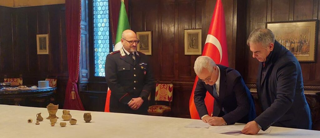 Italian Cultural Police in Florence delivered 10 terracotta artifacts to Türkiye's Rome Ambassador Ömer Gücük, Florence, Italy, Jan. 24, 2024. (@MehmetNuriErsoy / Twitter Photo)