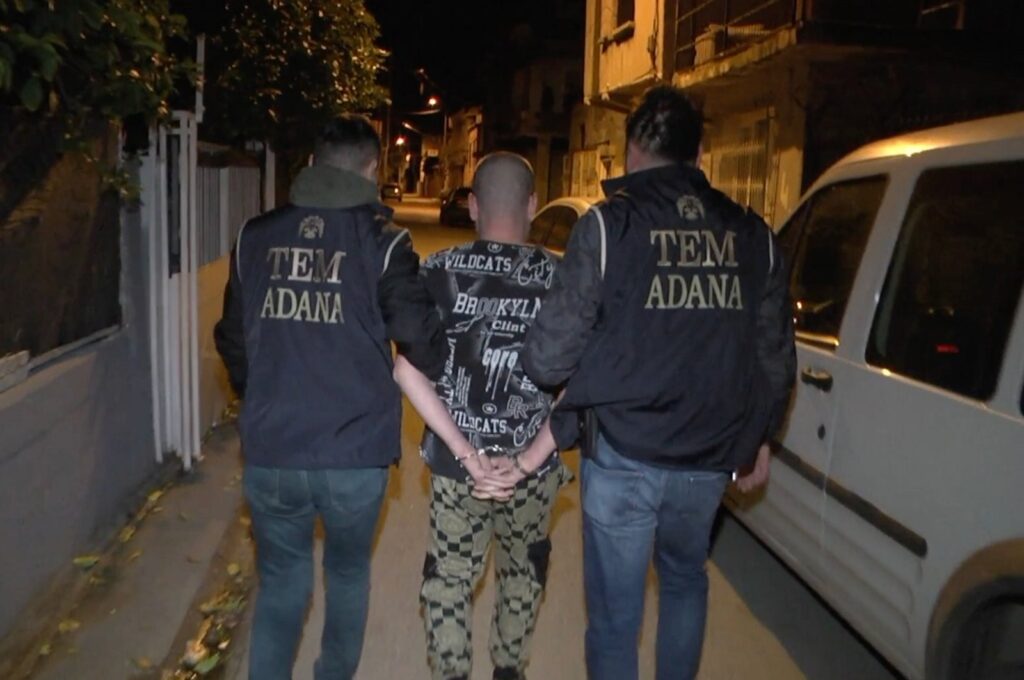 Security forces are seen arresting Daesh-affiliated suspects in southern Adana province, Türkiye, Jan. 28, 2024 (AA Photo)