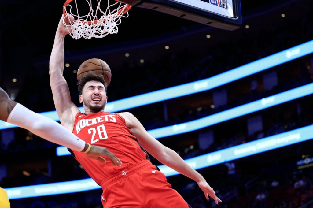 Houston Rockets' Alperen Şengün dunks the ball against the Los Angeles Lakers during the second half at Toyota Center, Houston, U.S., Jan. 29, 2024. (AFP Photo)