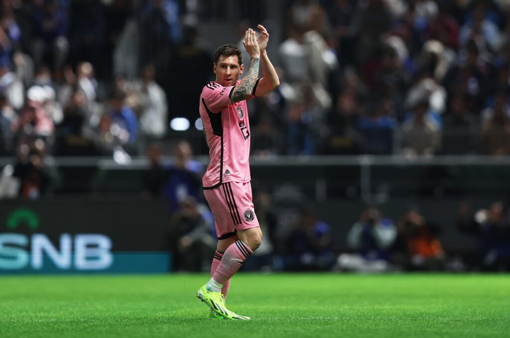 Inter Miami's Lionel Messi applauds the fans as he is substituted off during the Riyadh Season Cup match against Al-Hilal at Kingdom Arena, Riyadh, Saudi Arabia, Jan. 29, 2024. (Getty Images Photo)